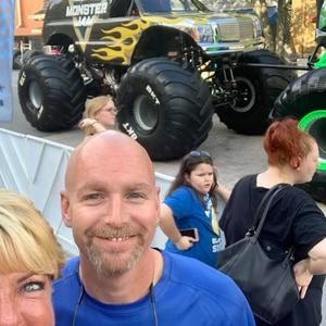 Meet your Posher, Shane